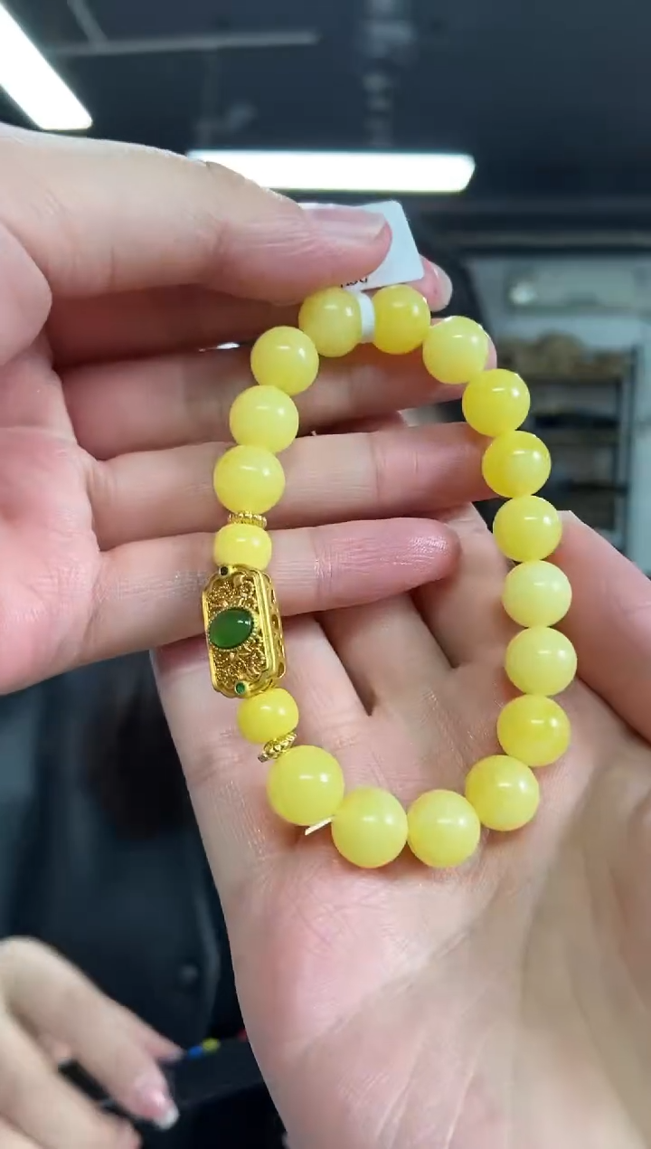 【闪购商品】蜜蜡裸石未镶嵌多样性发其一颜色微差