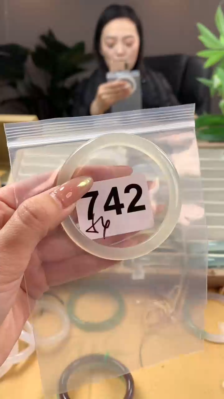 【闪购商品】玛瑙/玉髓手镯未镶嵌742
