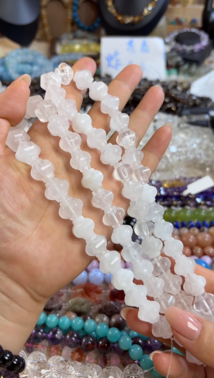 未镶嵌玛瑙/玉髓珠宝半成品白水灯笼珠