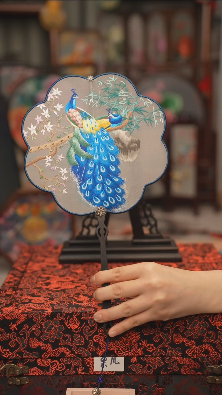 扇子团扇 绣花双面非遗