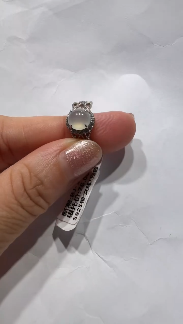 银S925镶嵌戒指翡翠925银镶缅甸A货翡翠戒指
