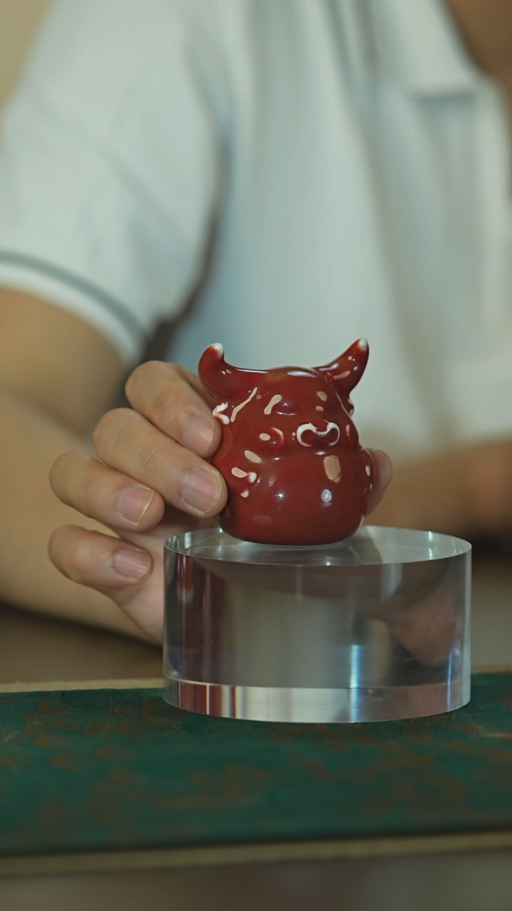 摆件耕道堂摆件霁红小牛