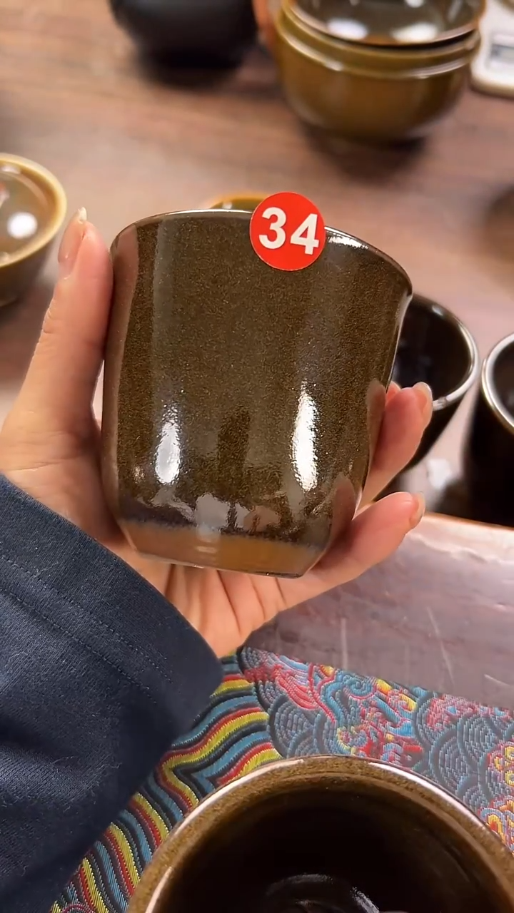 光****6瑕疵瓮杯原矿釉1个