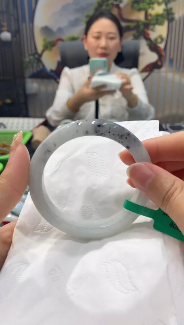 【闪购商品】翡翠手镯未镶嵌00003769