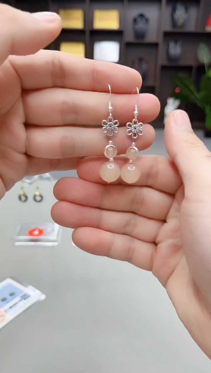 未镶嵌耳钉玛瑙/玉髓805000