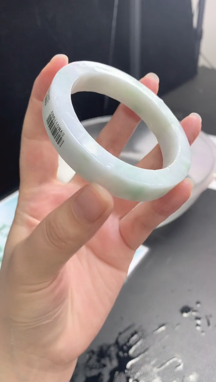 【闪购商品】定制翡翠手镯未镶嵌6  59-61正