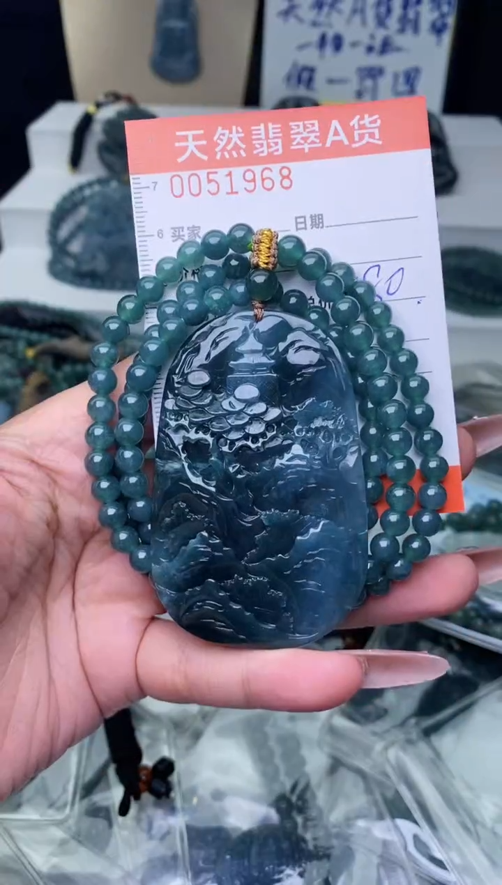 【闪购商品】翡翠颈饰未镶嵌···········