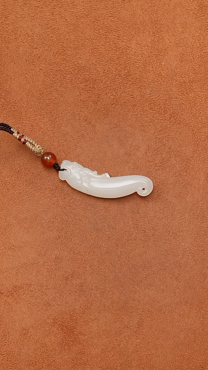 颈饰未镶嵌和田玉0