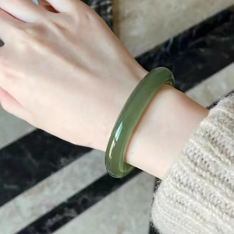 19青海湖水绿正圈女款百搭