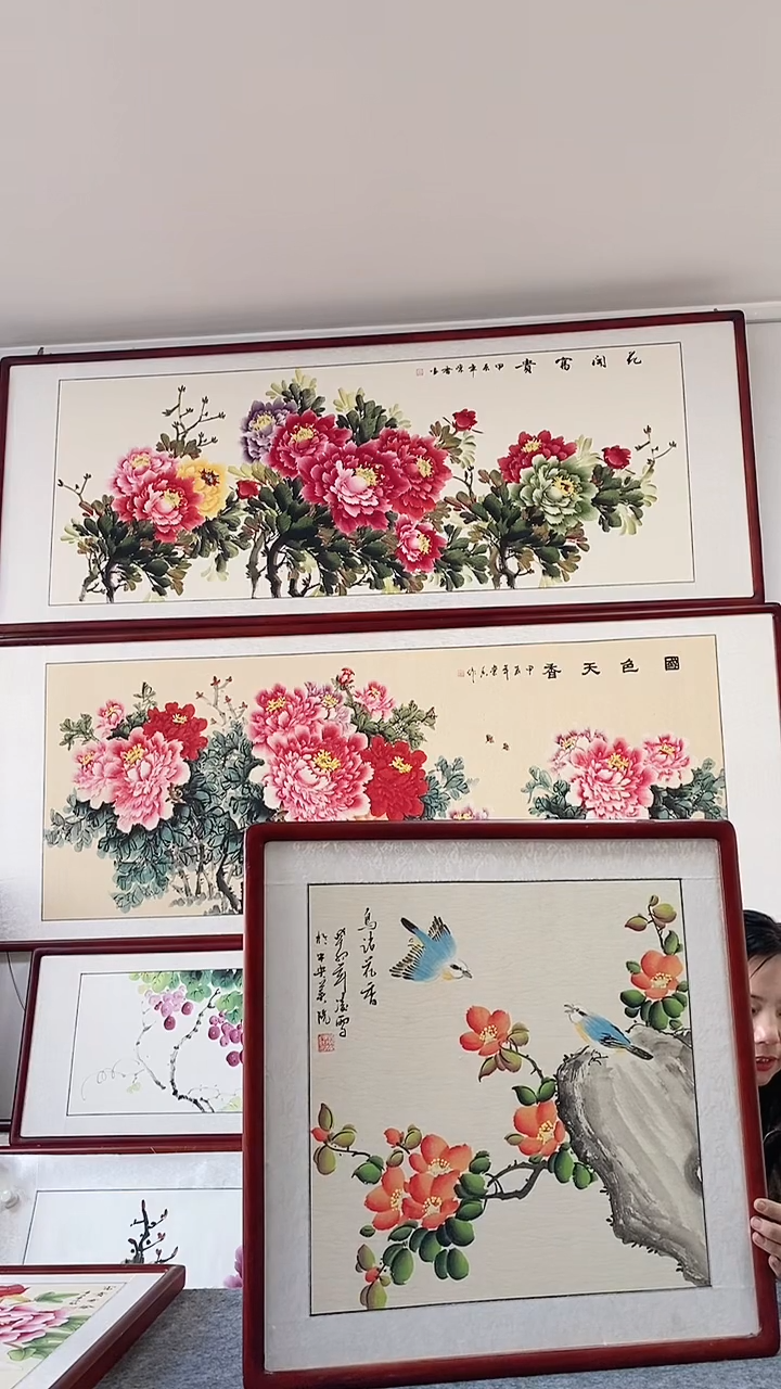 国画纯手绘65*65CM带框装饰字画