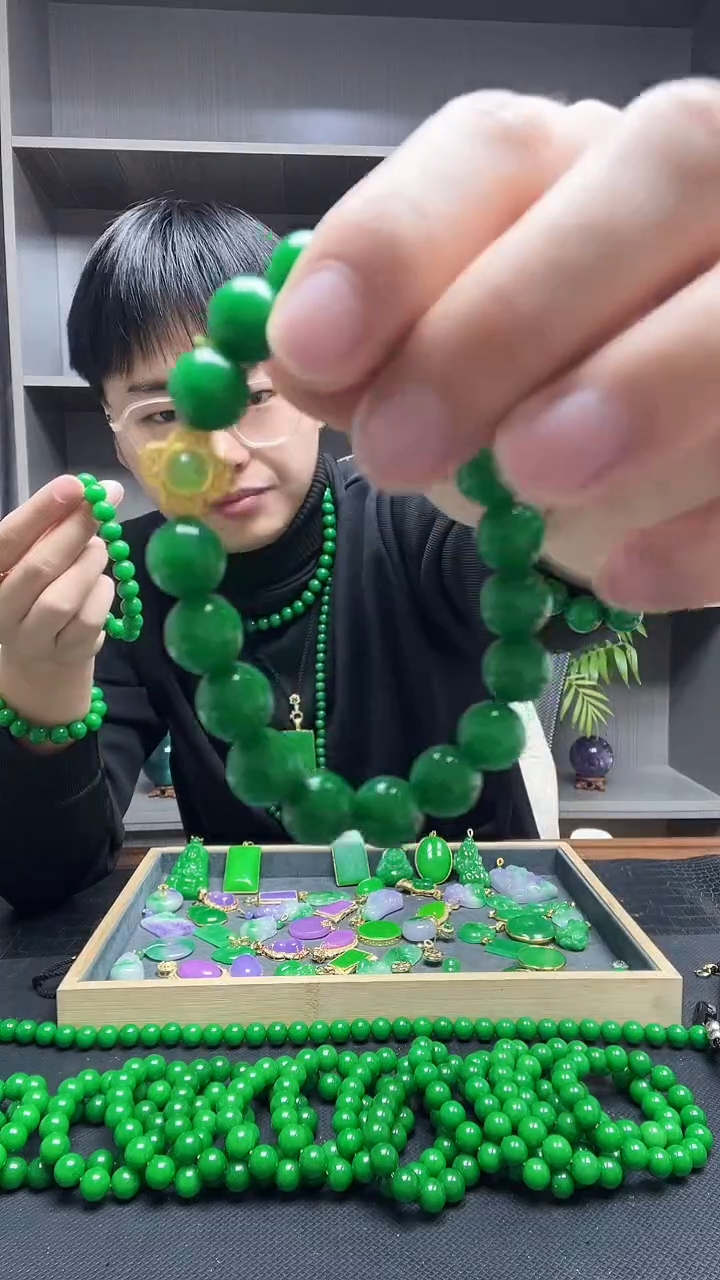 未镶嵌手链翡翠手链