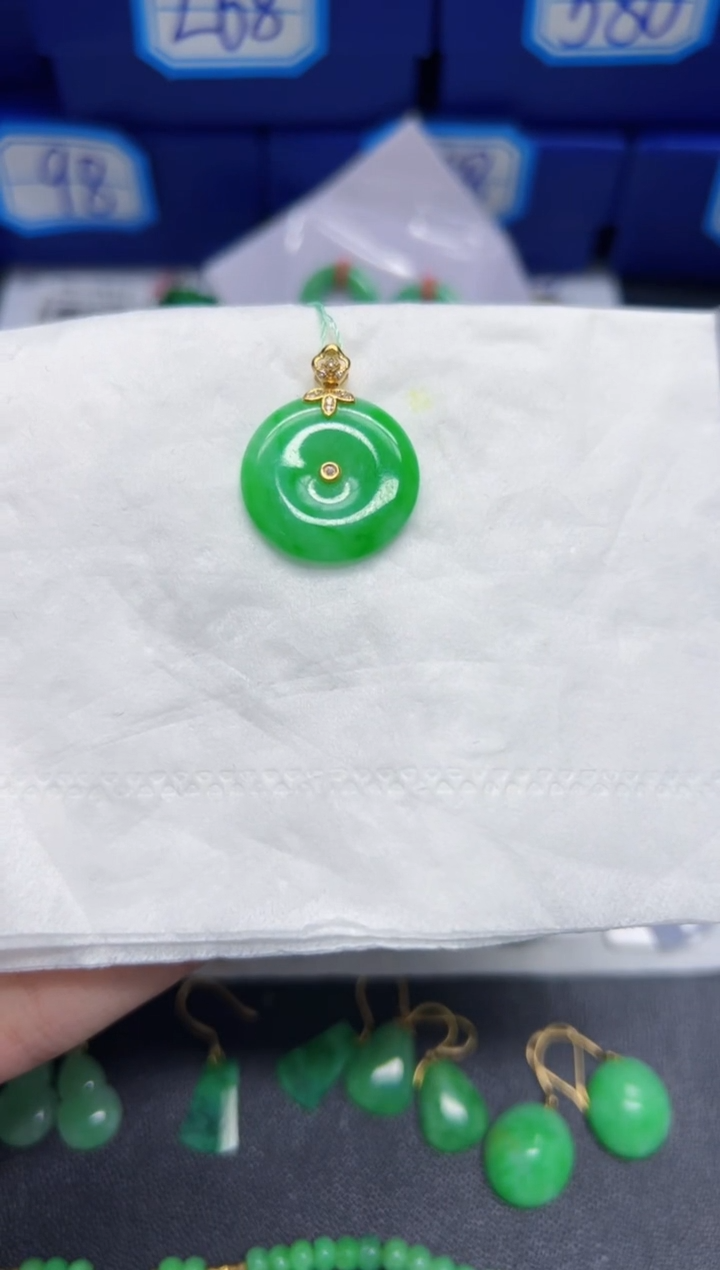 【闪购商品】翡翠颈饰18K金镶嵌Y缅料A货/支持复检/一件