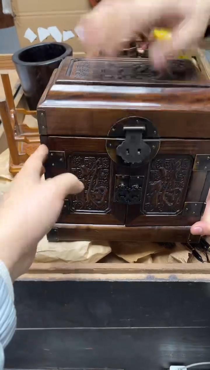 花梨木类八号甄选八号甄选