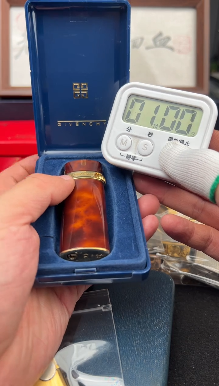 Y**x【老张回血】中古打火机（裸机）