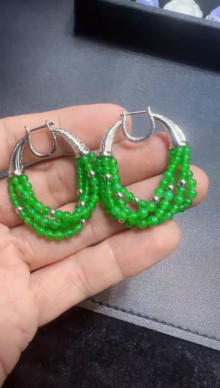 【闪购商品】翡翠耳坠18K金镶嵌阳绿小米珠耳坠