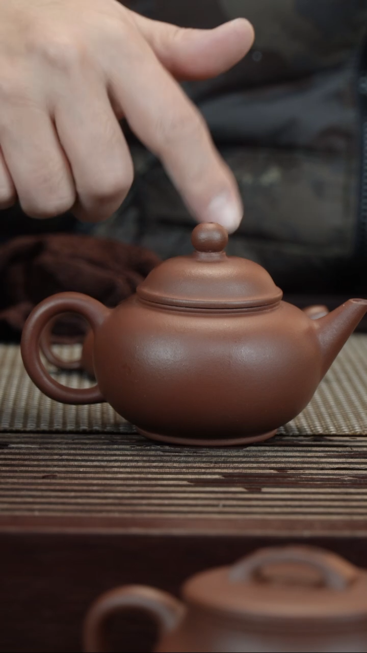 【闪购商品】紫砂茶壶紫泥水平