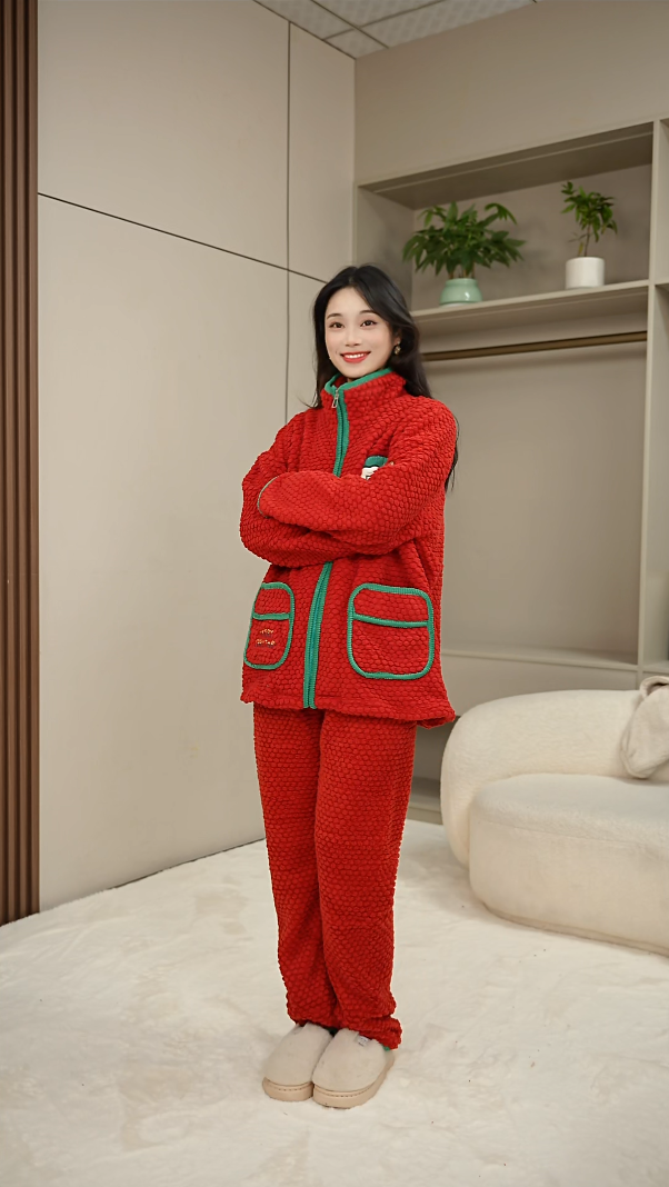 【暖暖家居】圣诞老人2025时尚保暖加厚男女同款立领套装