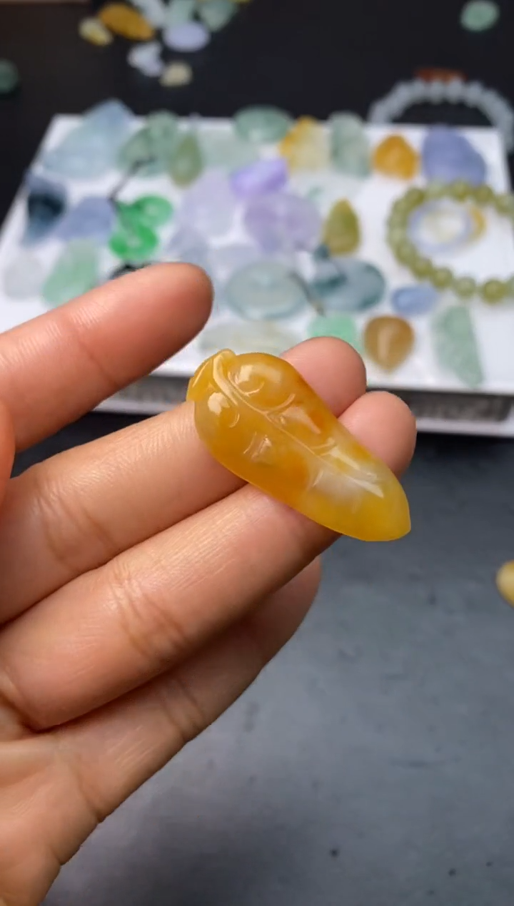 【闪购商品】定制翡翠未镶嵌翡翠毛货~