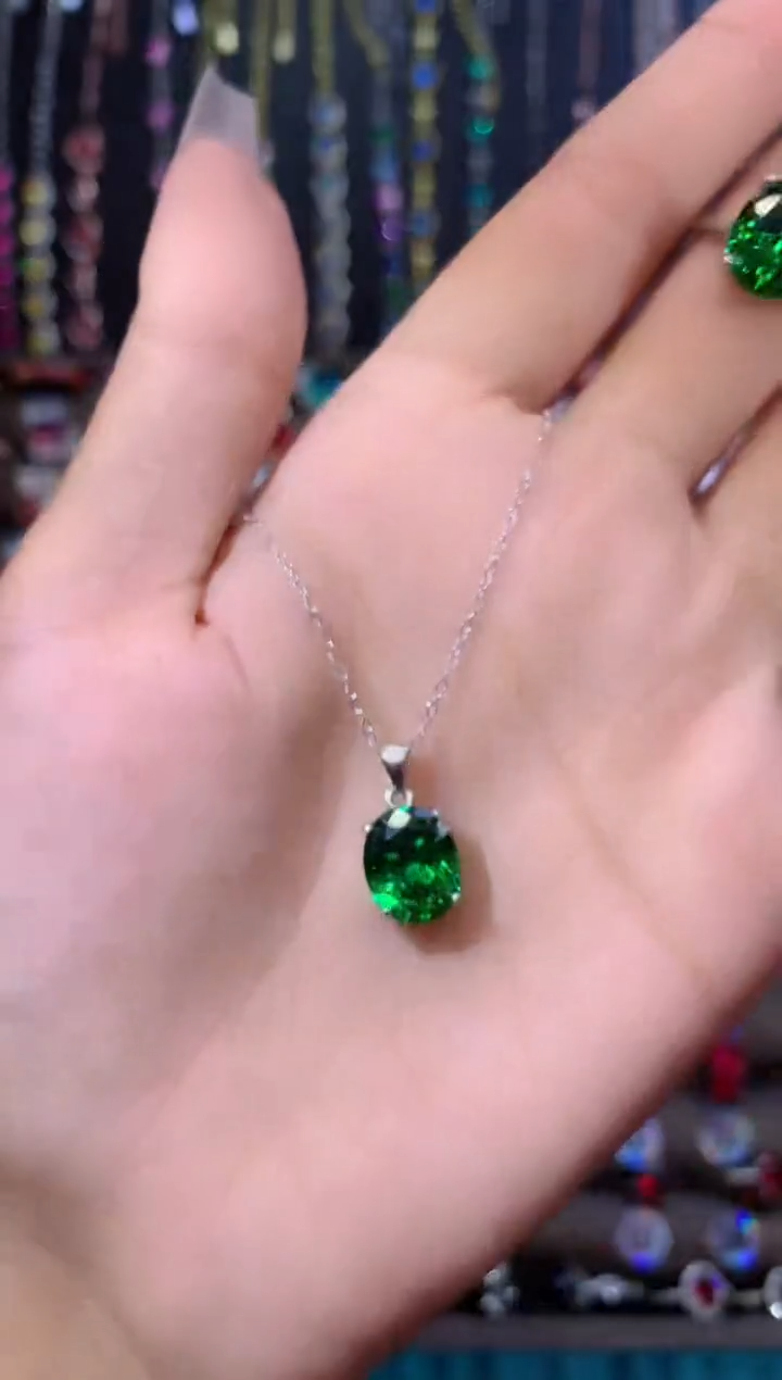 银S925镶嵌吊坠(赠链)碧玺911银色