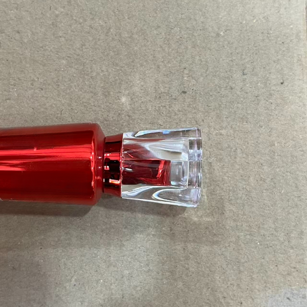 非常好用的红色粉底液        保真保正6