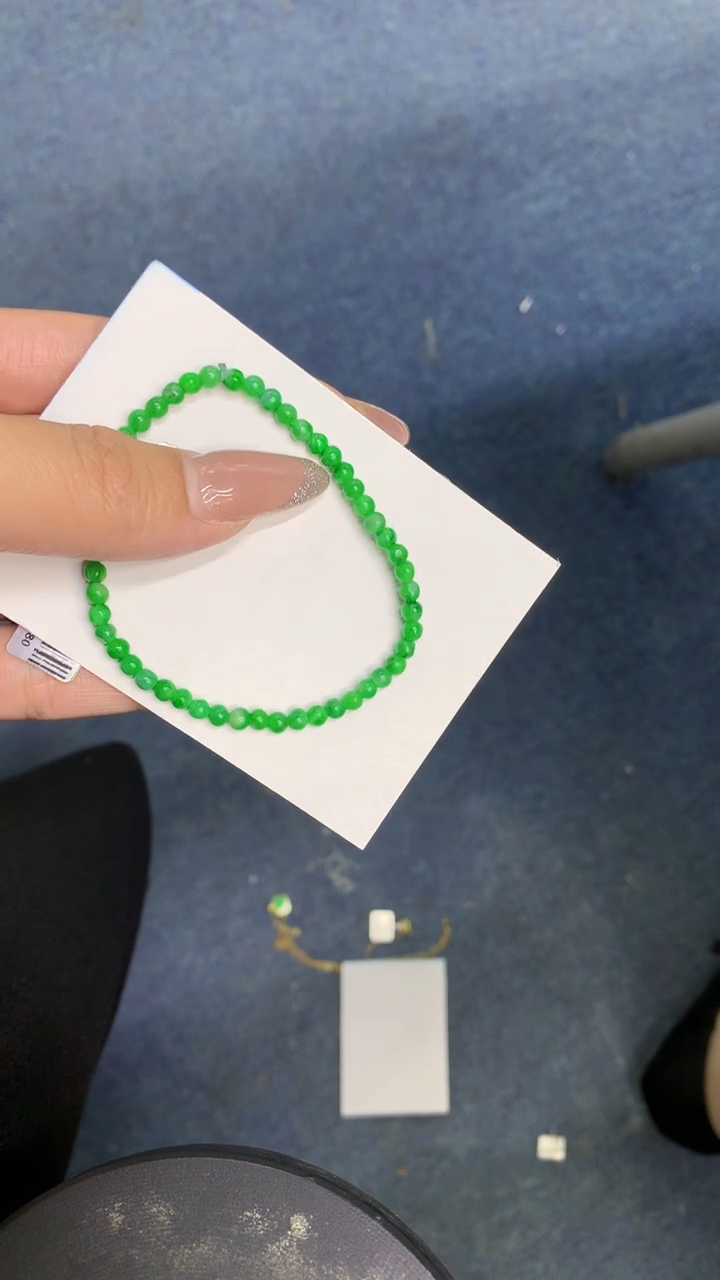 颈饰未镶嵌翡翠1