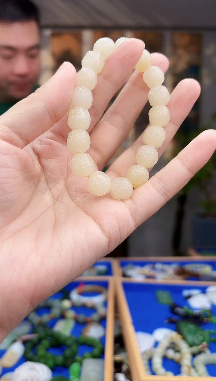 未镶嵌和田玉挂件拍一发一