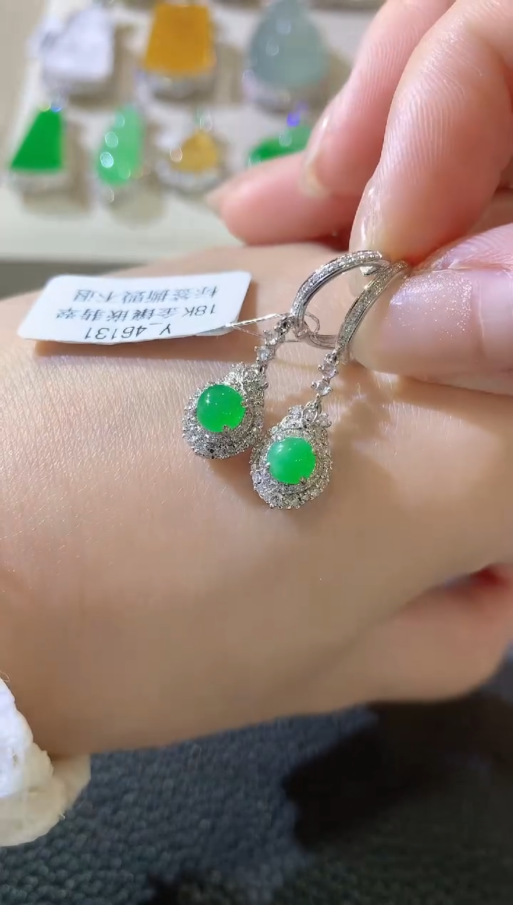 【闪购商品】翡翠耳饰18K金镶嵌C39翡翠