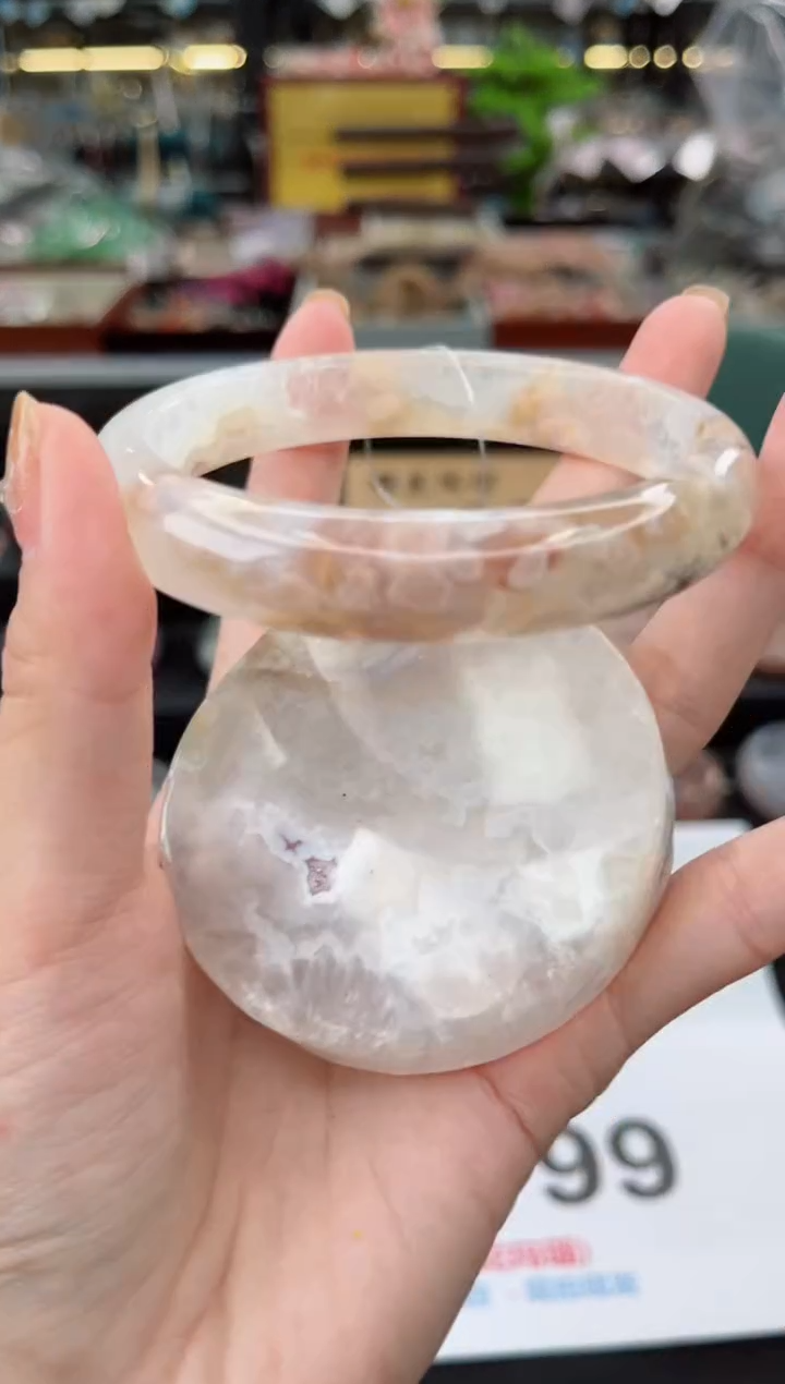 【闪购商品】石英质玉手镯未镶嵌64圈口（不退不换）1600156