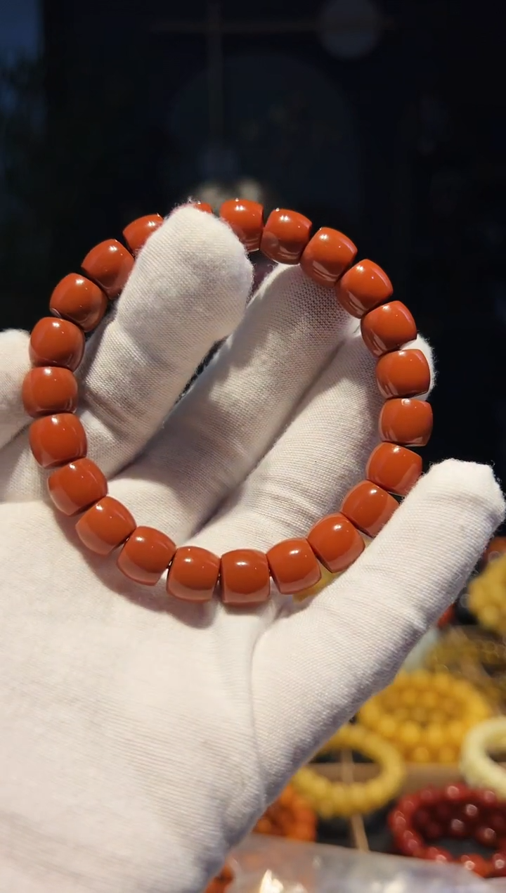 手串未镶嵌南红玛瑙直切单圈10+