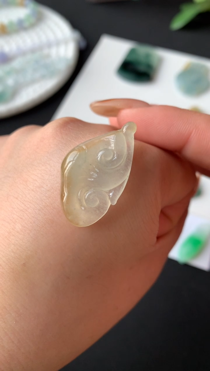 未镶嵌定制翡翠尺寸30*17*5.8