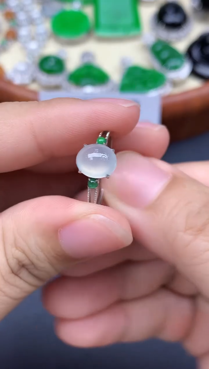 颈饰18K金镶嵌翡翠418-中国好珍宝