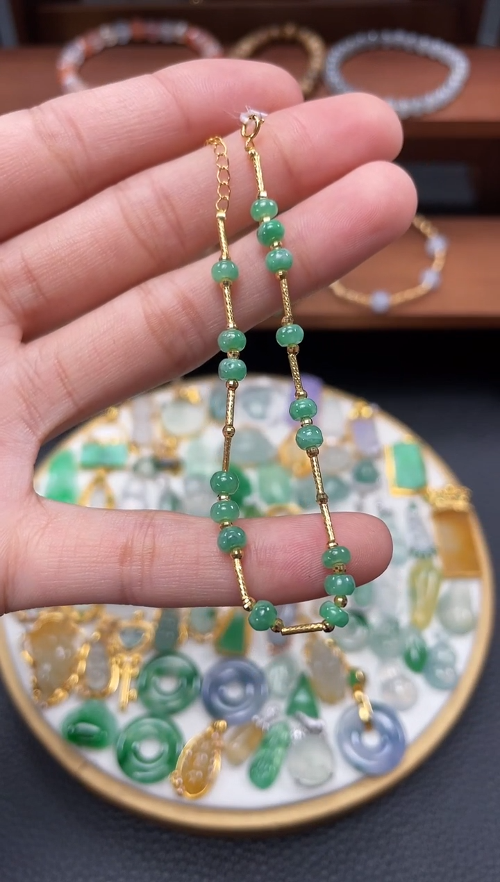 【闪购商品】翡翠套链18K金镶嵌多样性发货一个   JK509