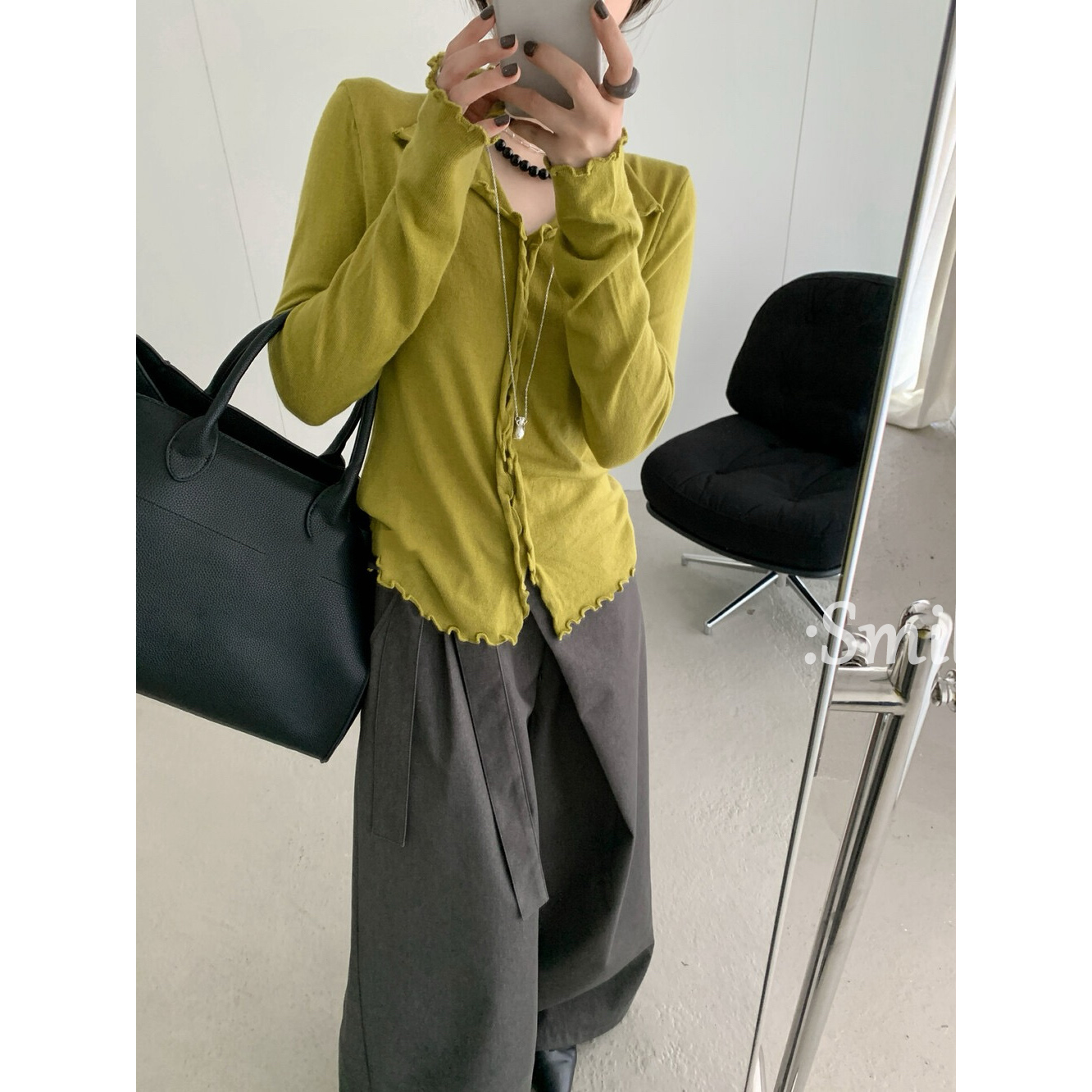 【SmileYan】（温柔简讯）简约木耳边针织衫（含9%羊毛）