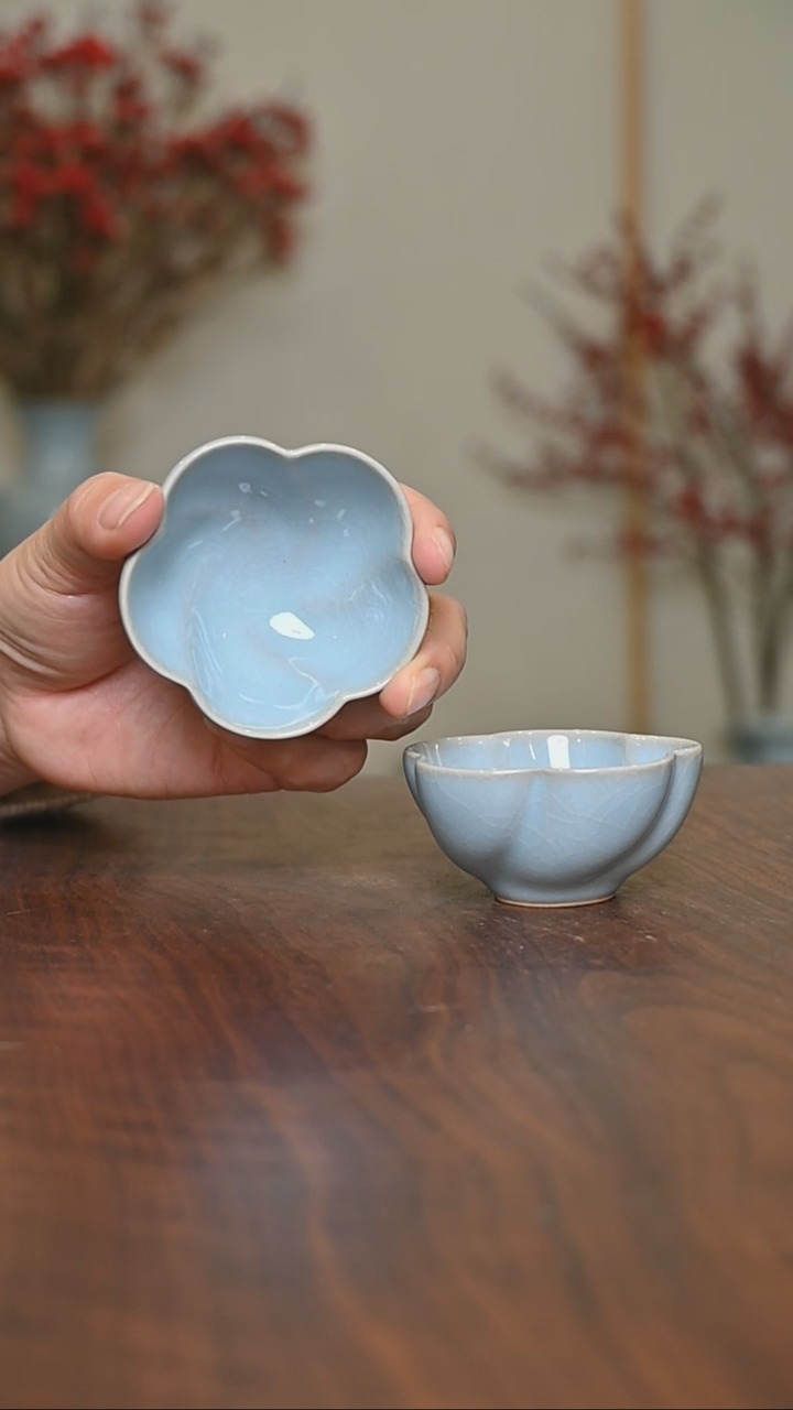 【闪购商品】其他梅花杯2只 微瑕天青釉 朱家款