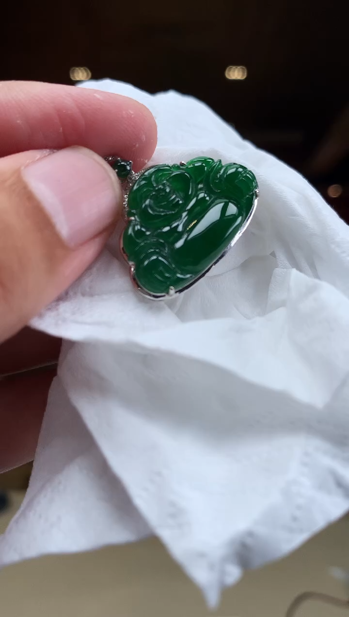 【闪购商品】翡翠颈饰未镶嵌             *274