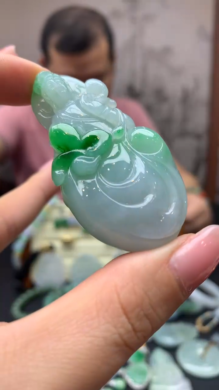 【闪购商品】翡翠颈饰未镶嵌30-天然翡翠