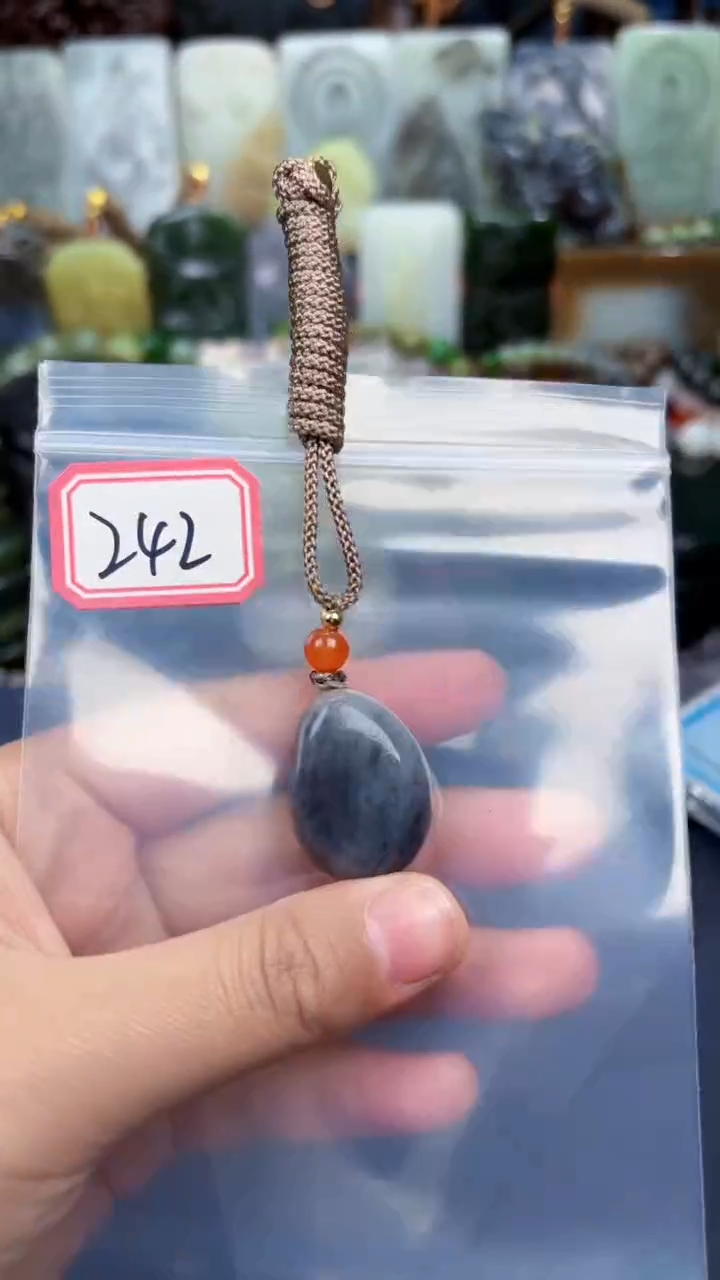 颈饰未镶嵌和田玉和田玉