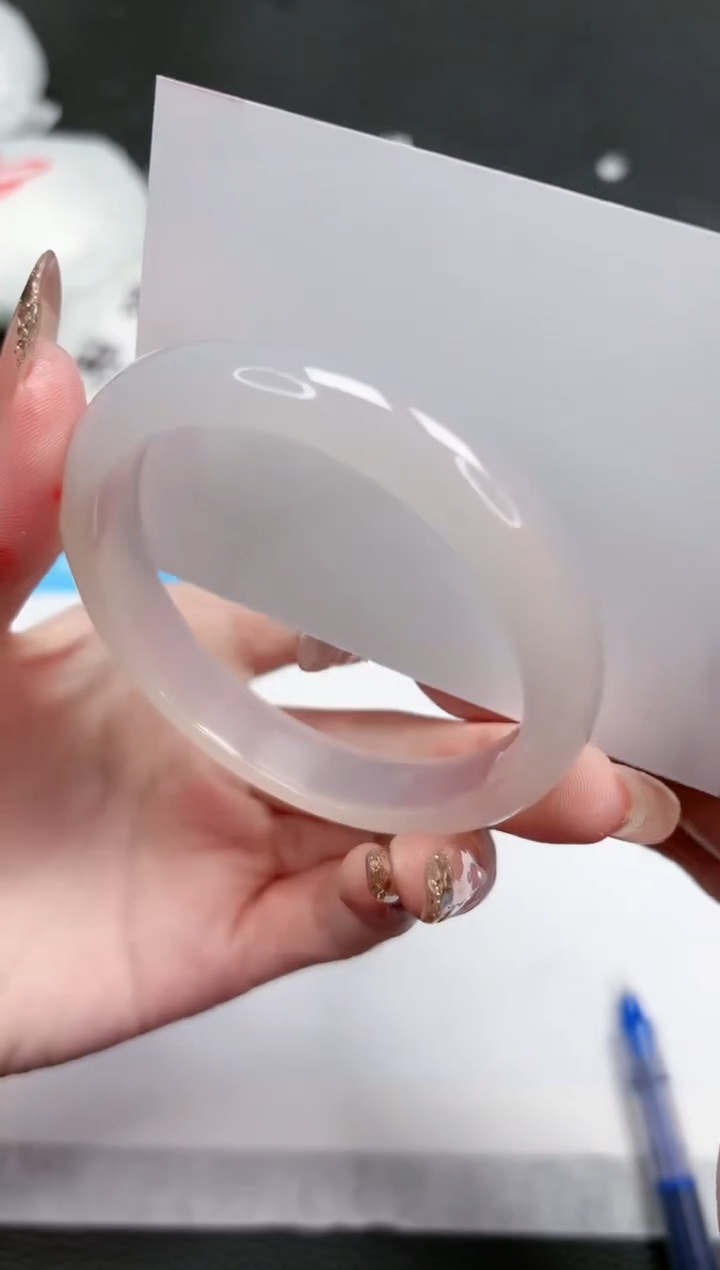 【闪购商品】石英质玉手镯未镶嵌494-56.5