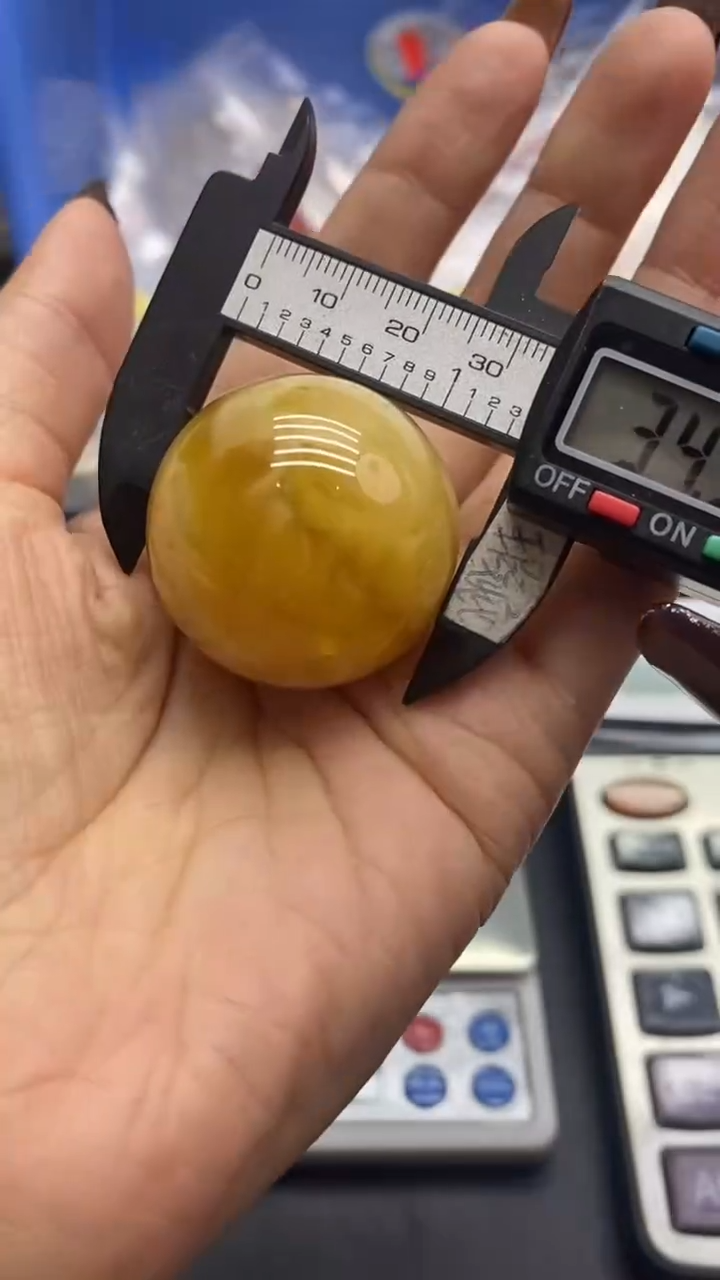 琥珀未镶嵌珠宝奇石657