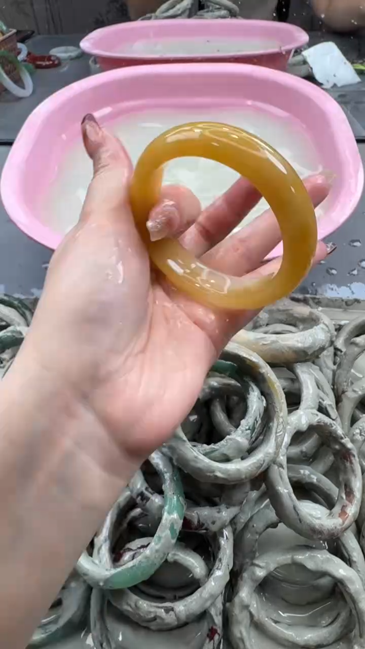 未镶嵌手镯石英质玉6