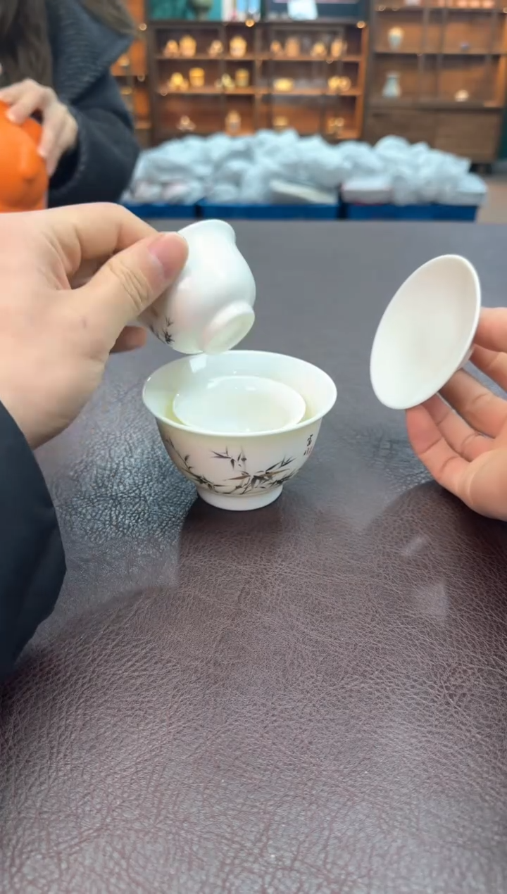 【闪购商品】摆件瓷SC1111111111