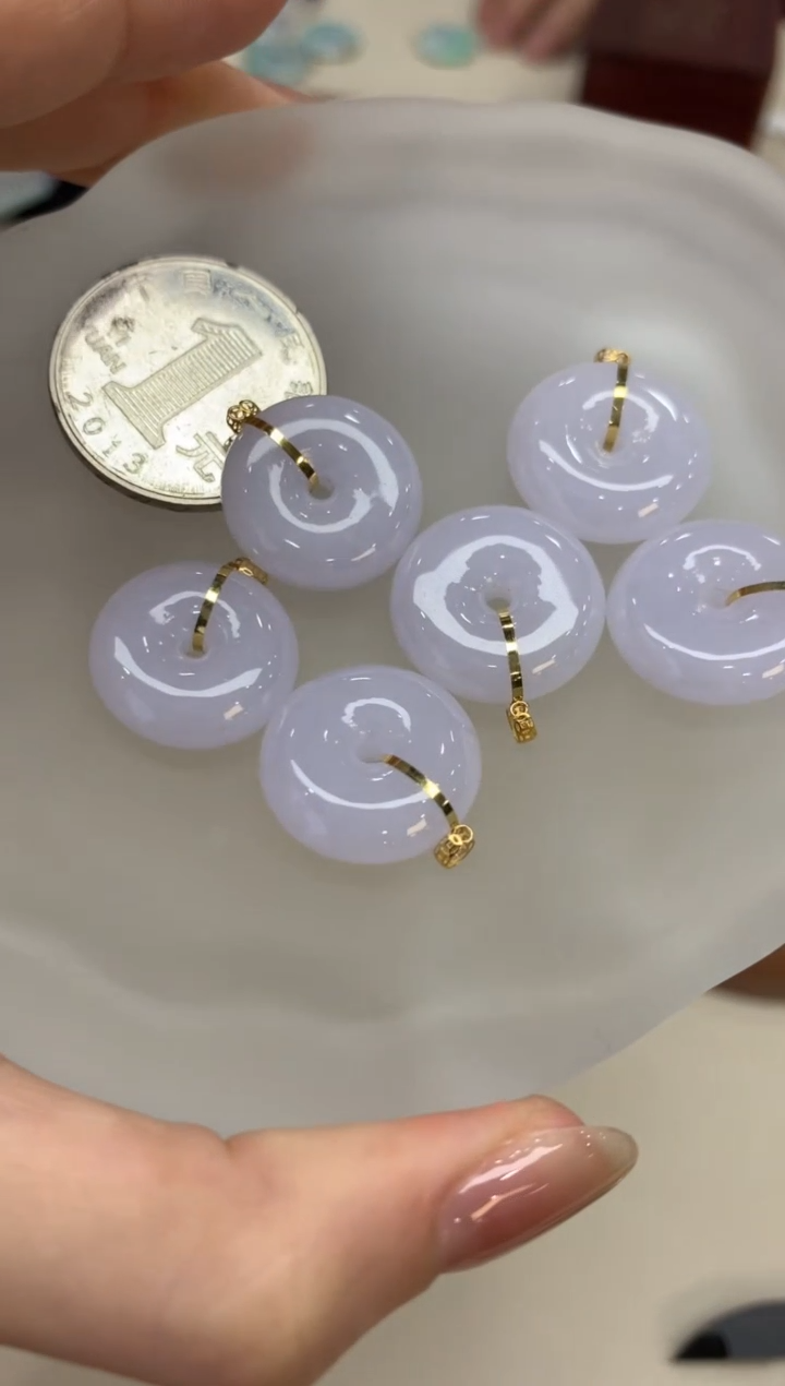 翡翠18K金镶嵌吊坠(不含链)平安扣多样性发货1件