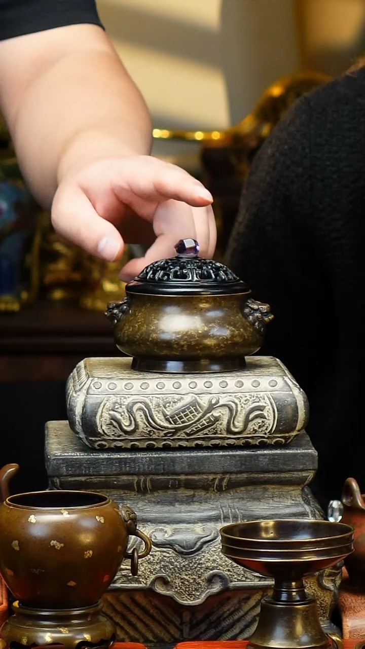 R****D炉天下深腹狮耳的盖子