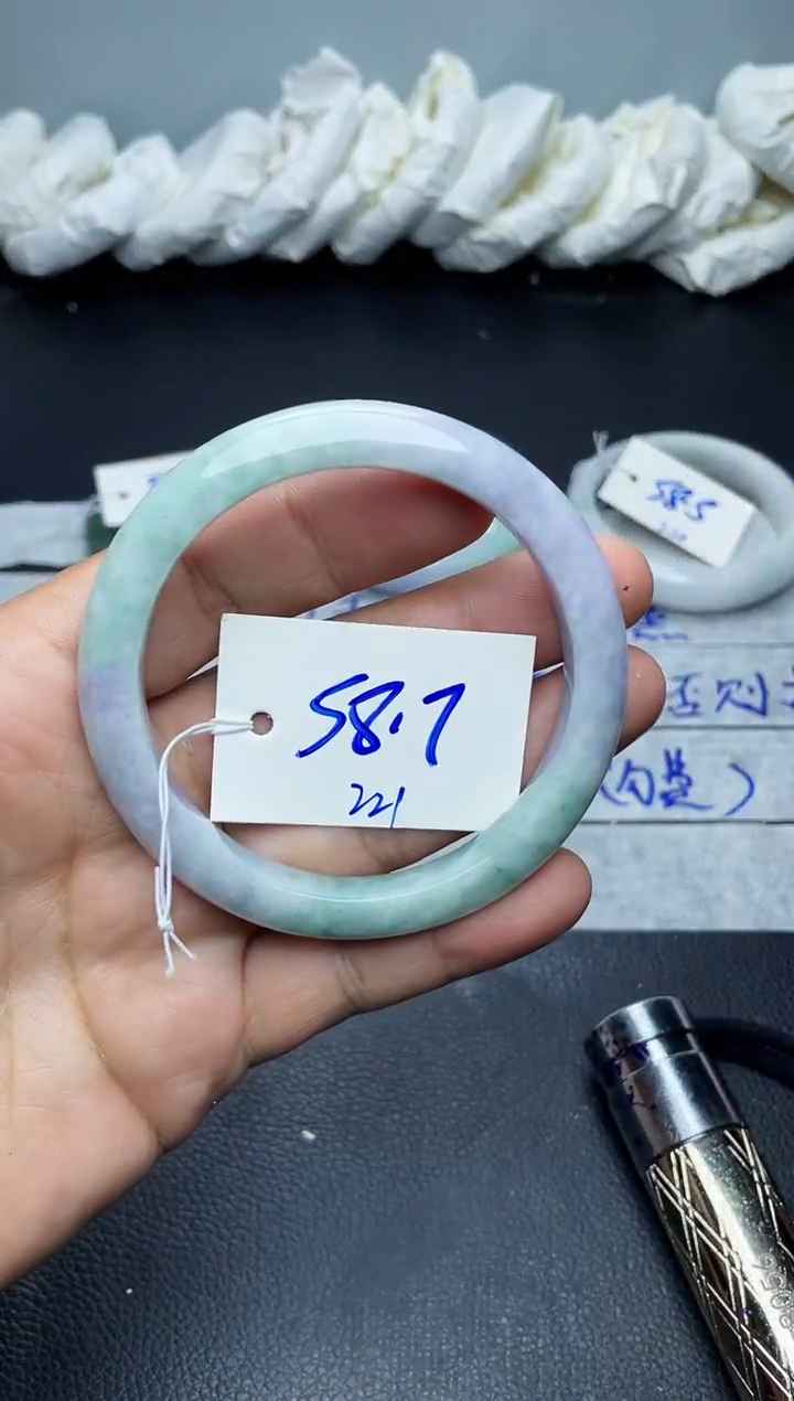 未镶嵌手镯翡翠221