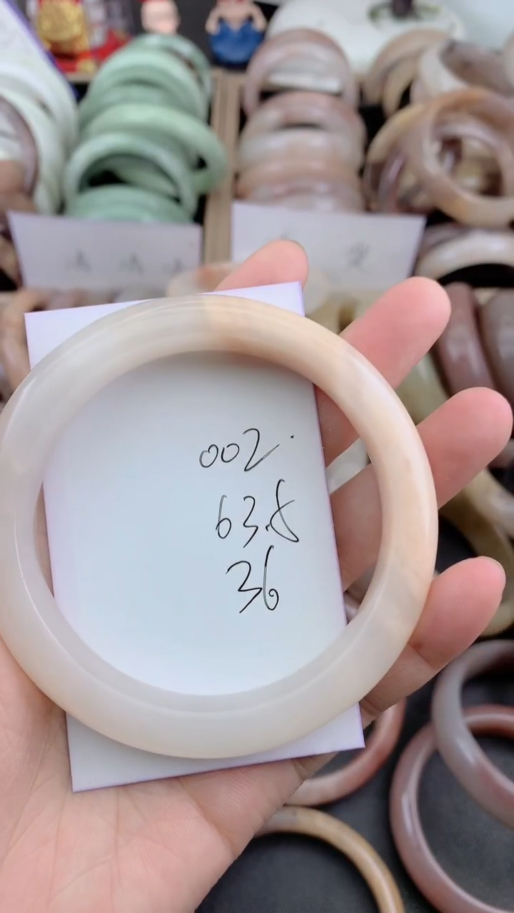 未镶嵌手镯石英质玉002