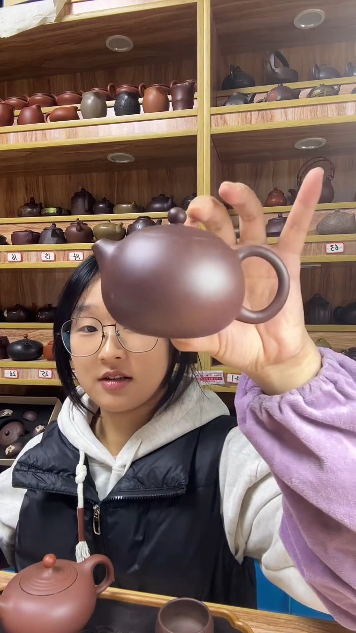 茶壶紫砂西施250cc左右紫泥