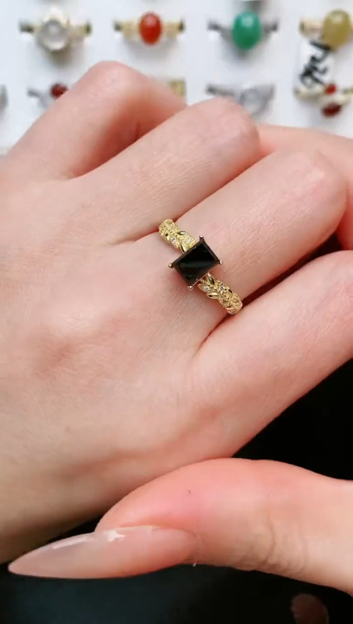 【闪购商品】翡翠戒指银S925镶嵌....