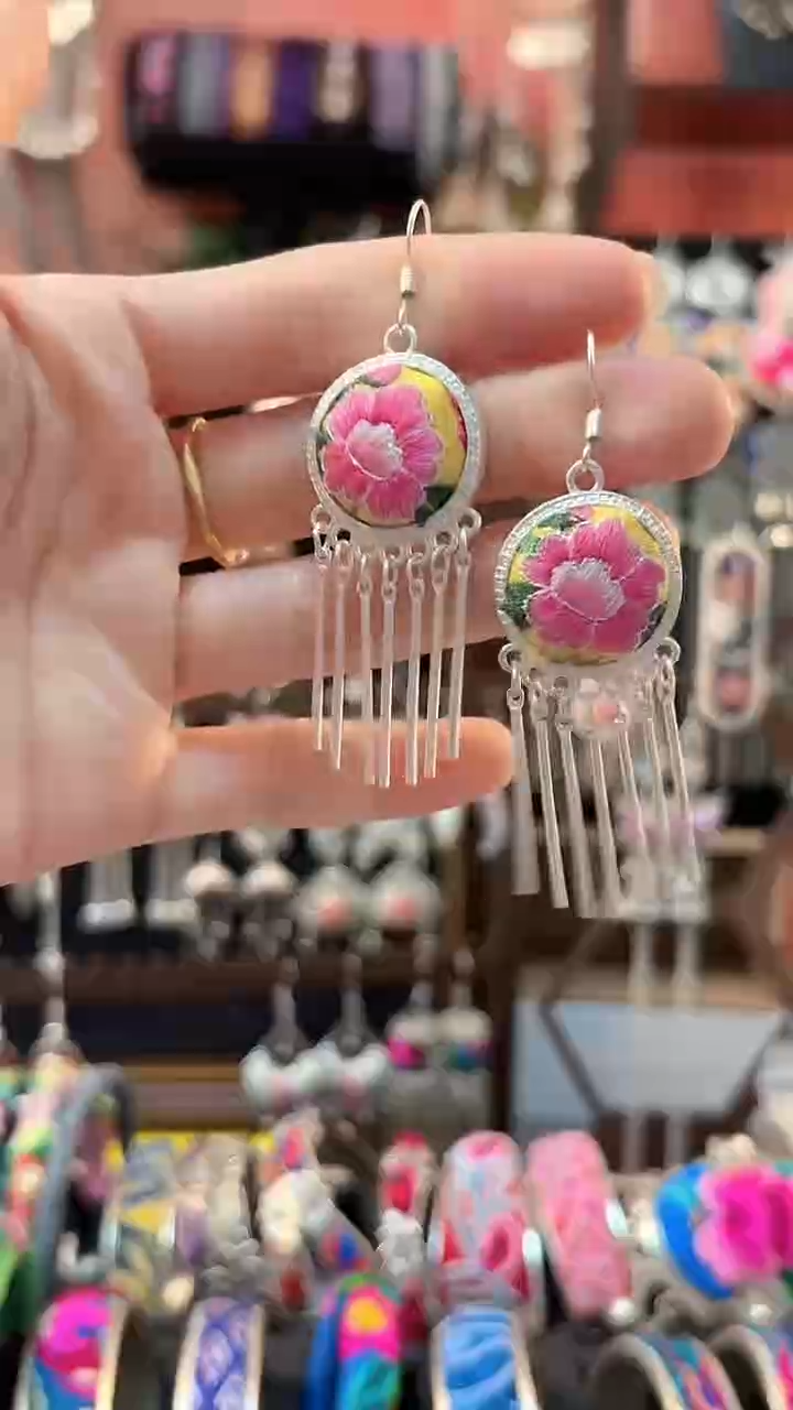 织绣 云织谣民族风精美饰品  130