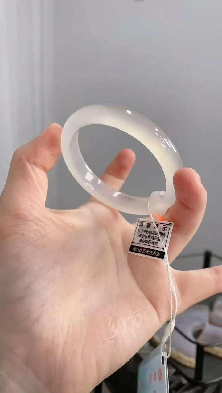 【闪购商品】玛瑙/玉髓手镯未镶嵌55圈