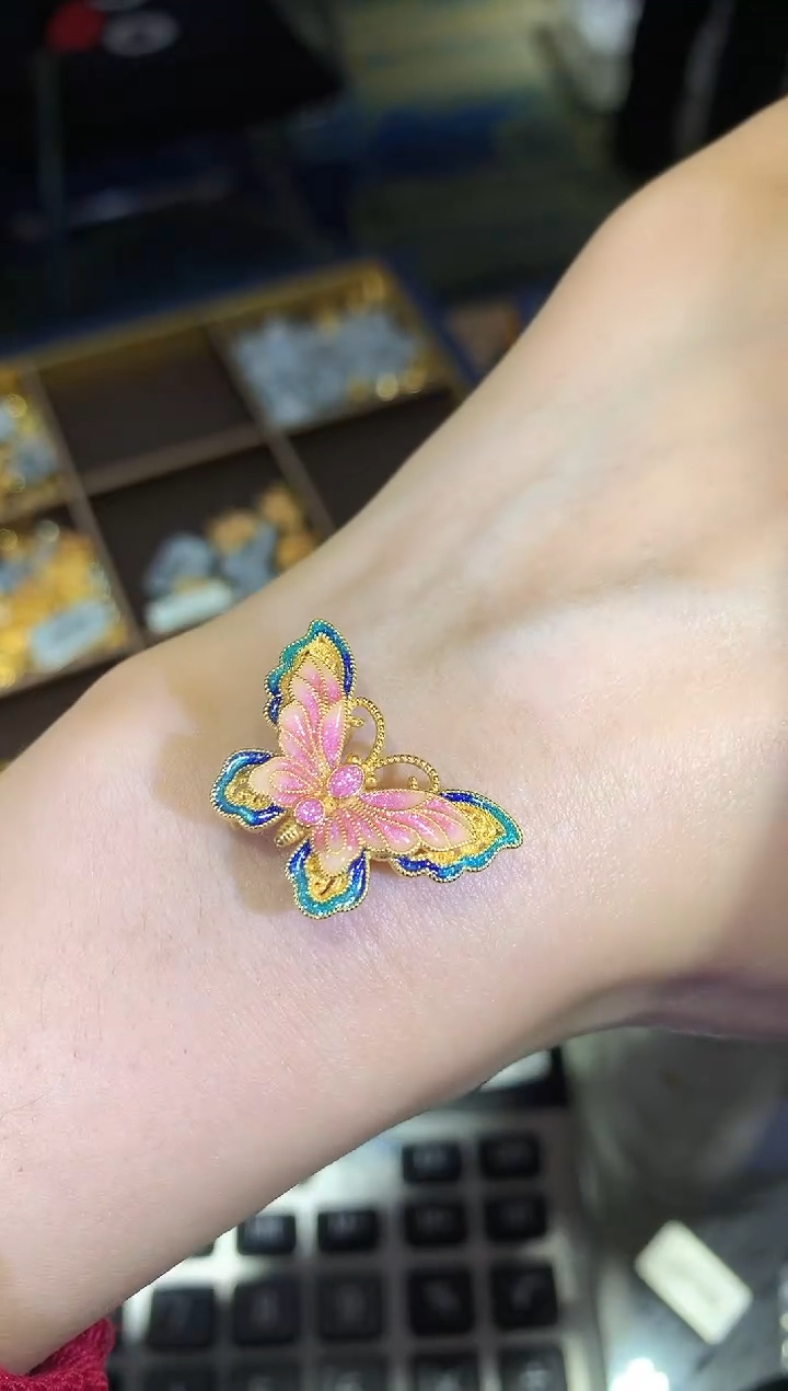 【闪购商品】18K金吊坠(不含链)大蝴蝶吊坠a46